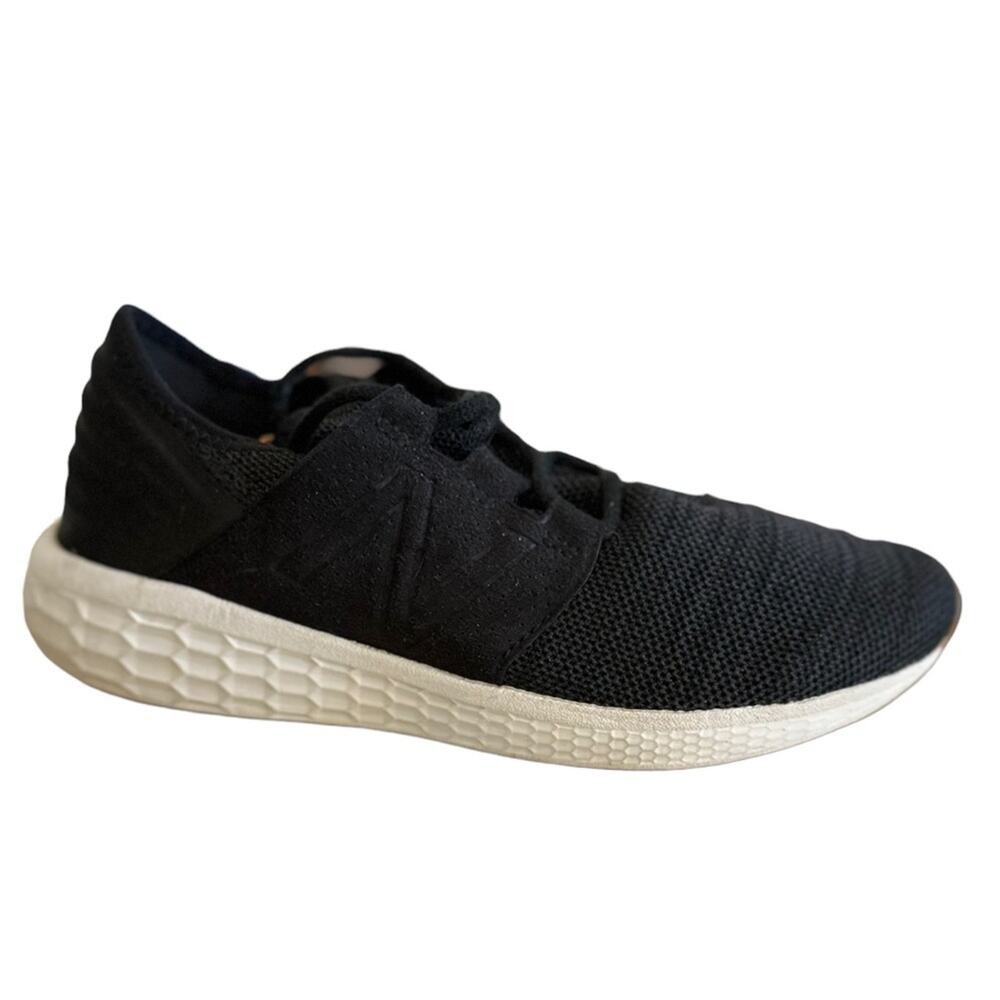 New Balance Women's Cruz V2 Fresh Foam Running Shoe black and white size‎ 10